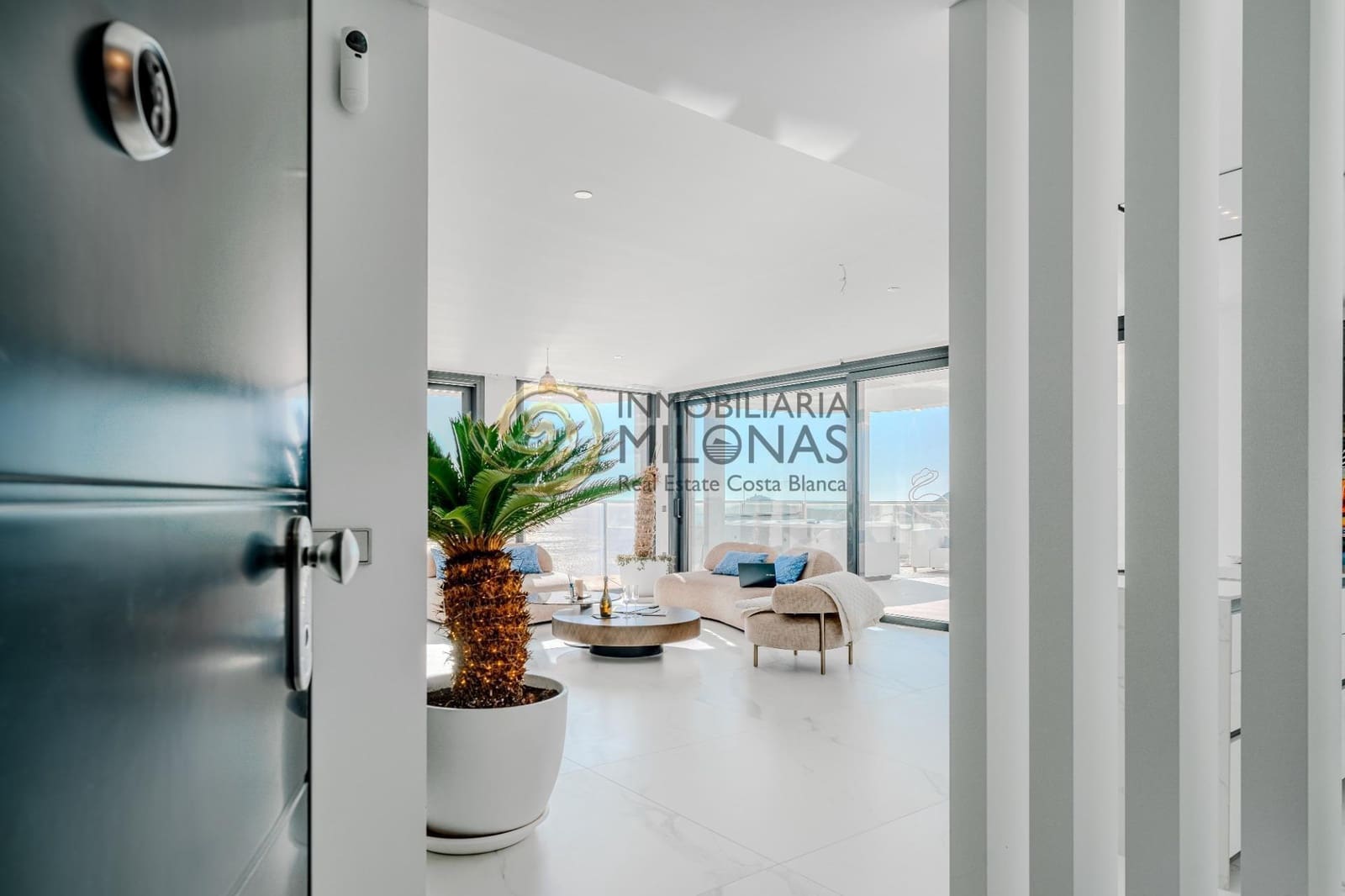 2 chambre Appartement à vendre à Benidorm avec piscine garage - 1 569 000 € (Ref: 8865902)