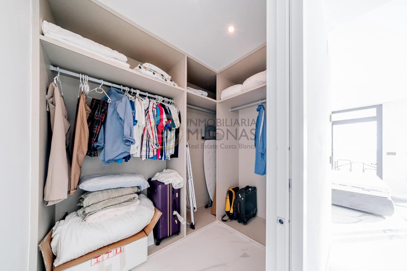 2 chambre Appartement à vendre à Benidorm avec piscine garage - 1 569 000 € (Ref: 8865902)