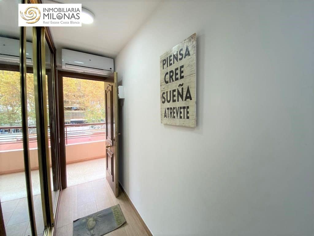 2 bedroom Apartment for sale in Benidorm - € 260,000 (Ref: 8865903)