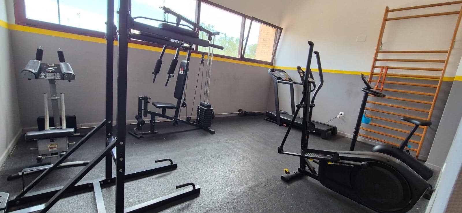 1 Zimmer Apartment zu verkaufen in Benidorm mit Pool Garage - 259.000 € (Ref: 8865913)