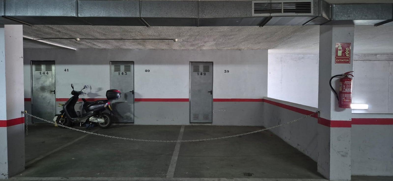 1 Zimmer Apartment zu verkaufen in Benidorm mit Pool Garage - 259.000 € (Ref: 8865913)