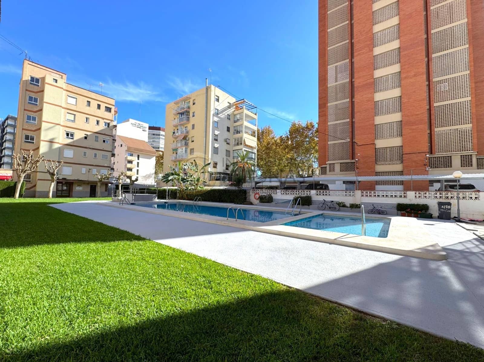 Studio til salg i Benidorm med swimmingpool - € 159.500 (Ref: 8865924)