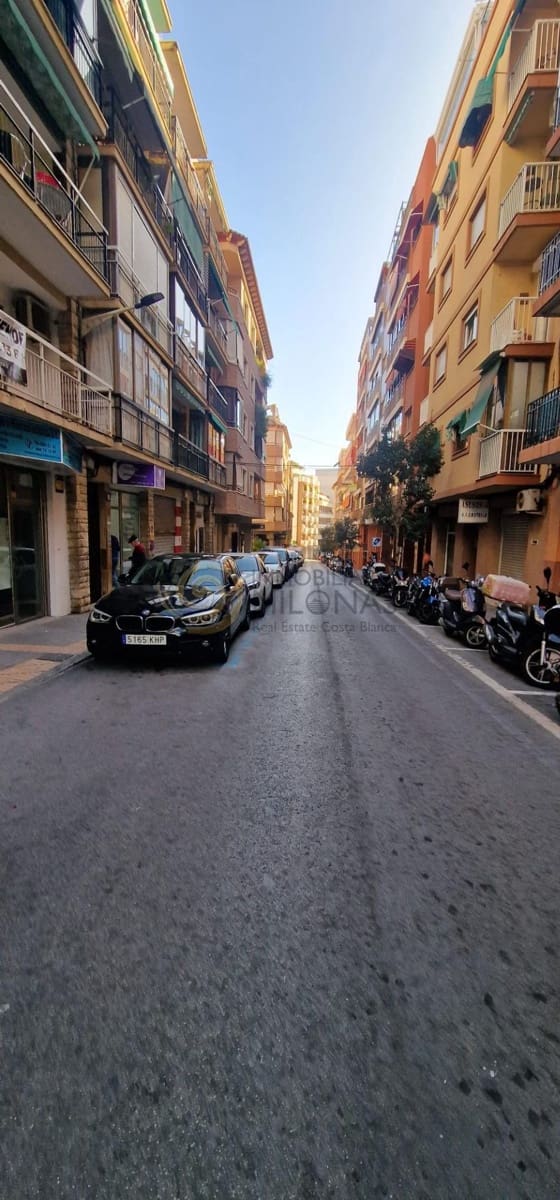 Garage till salu i Benidorm - 53 500 € (Ref: 8865943)