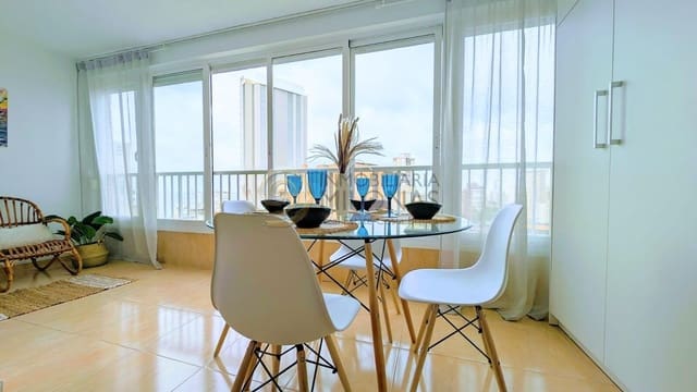 1 bedroom Apartment for sale in Levante, Benidorm with pool - € 233,000 (Ref: 8865946)