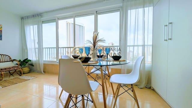 1 sypialnia Apartament na sprzedaż w Playa Levante, Benidorm z basenem - 254 520 € (Ref: 8865946)