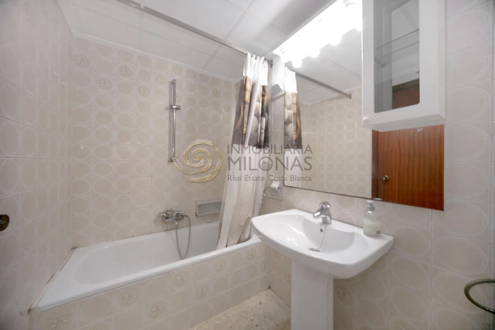 3 soverom Leilighet til salgs i Benidorm med svømmebasseng - € 360 000 (Ref: 8865948)