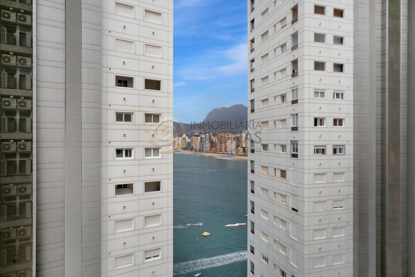 3 soverom Leilighet til salgs i Benidorm med svømmebasseng - € 360 000 (Ref: 8865948)