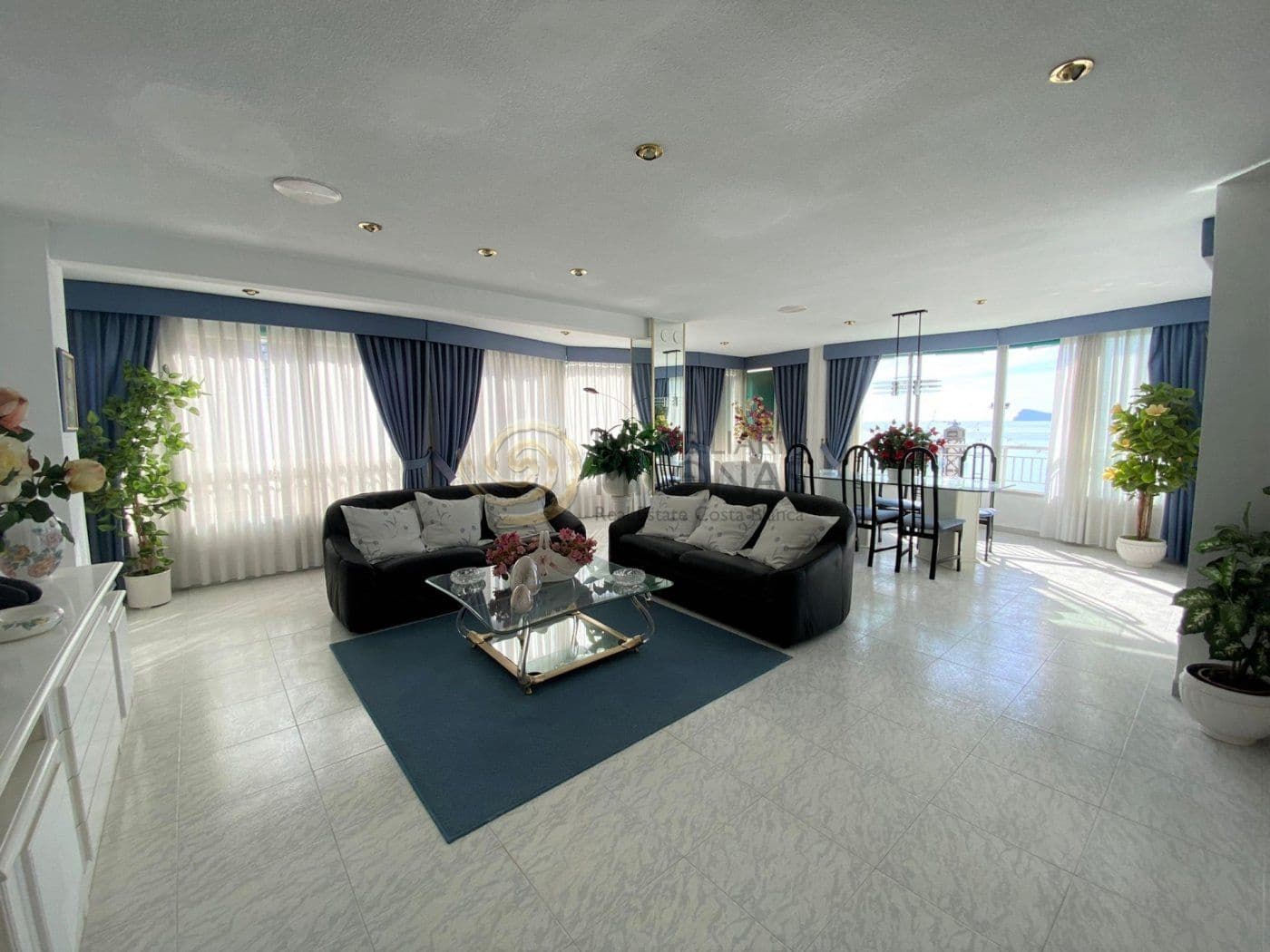 4 bedroom Flat for sale in Benidorm with pool garage - € 650,000 (Ref: 8865958)
