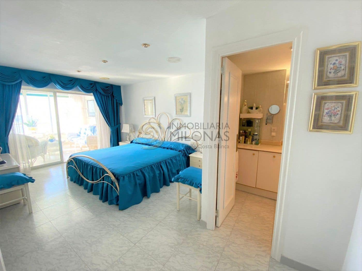 4 bedroom Flat for sale in Benidorm with pool garage - € 650,000 (Ref: 8865958)