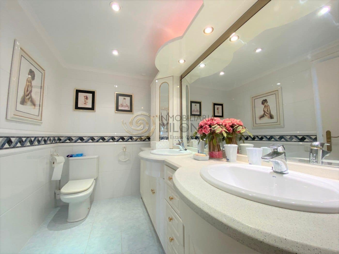 4 bedroom Flat for sale in Benidorm with pool garage - € 650,000 (Ref: 8865958)