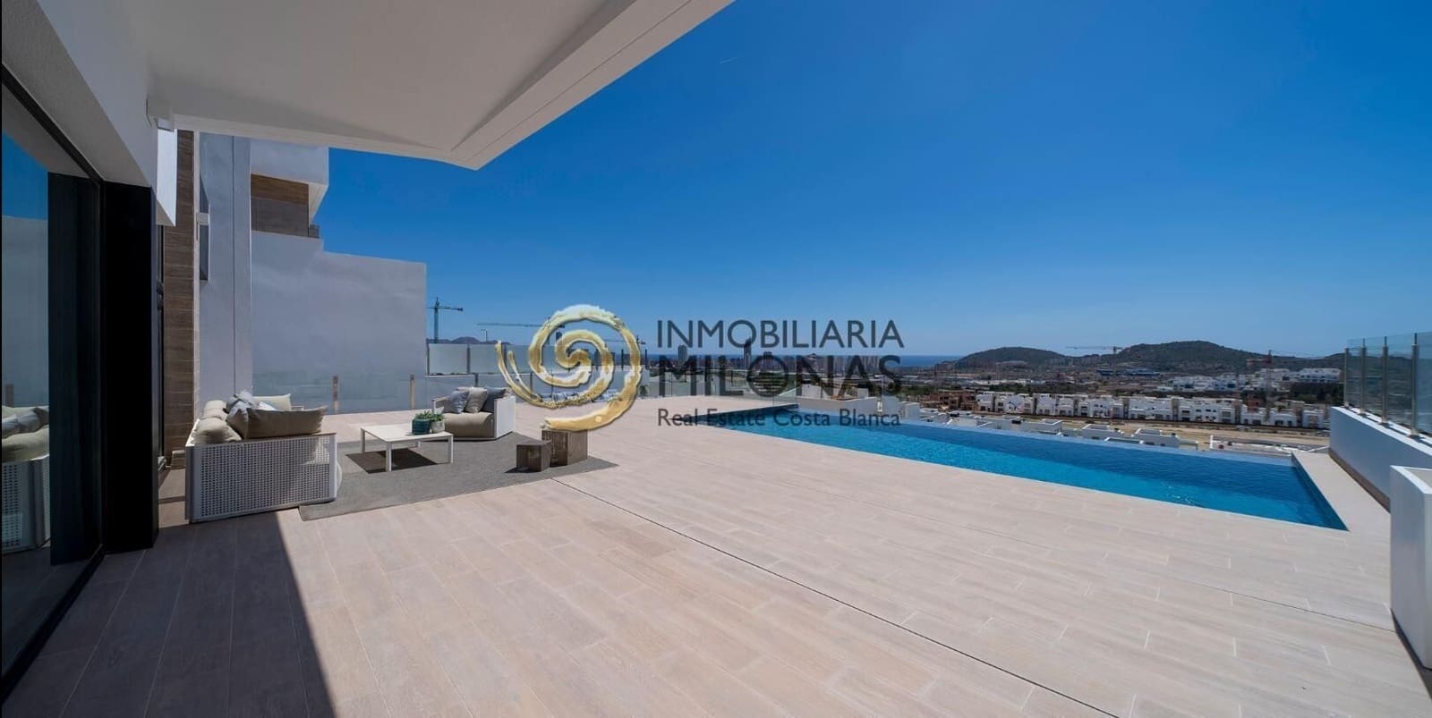4 bedroom Villa for sale in Finestrat with pool - € 1,400,000 (Ref: 8865959)