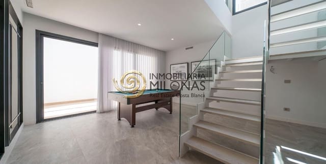 4 bedroom Villa for sale in Finestrat with pool - € 1,400,000 (Ref: 8865959)