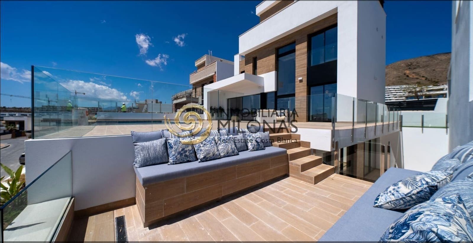 4 bedroom Villa for sale in Finestrat with pool - € 1,400,000 (Ref: 8865959)