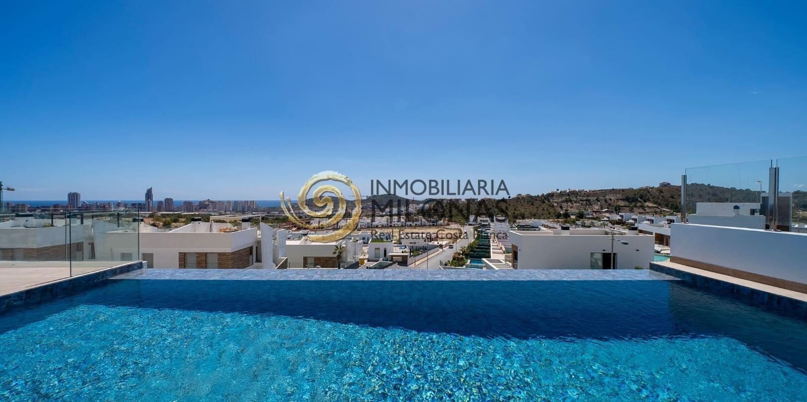 4 bedroom Villa for sale in Finestrat with pool - € 1,400,000 (Ref: 8865959)