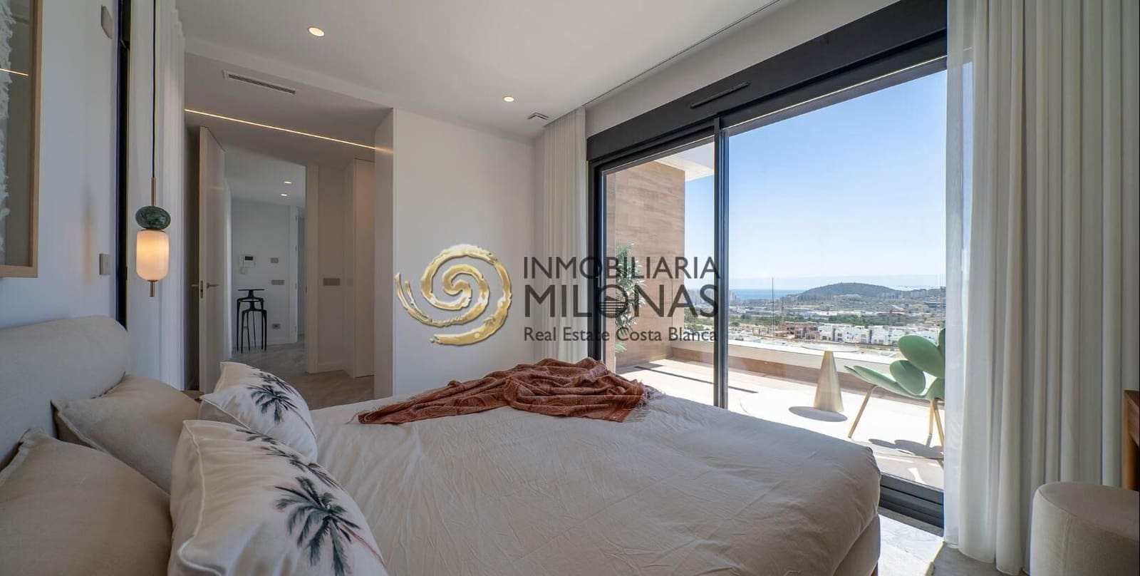 4 bedroom Villa for sale in Finestrat with pool - € 1,400,000 (Ref: 8865959)