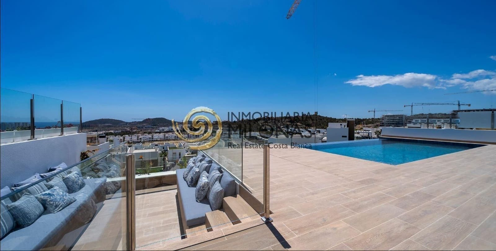 4 bedroom Villa for sale in Finestrat with pool - € 1,400,000 (Ref: 8865959)