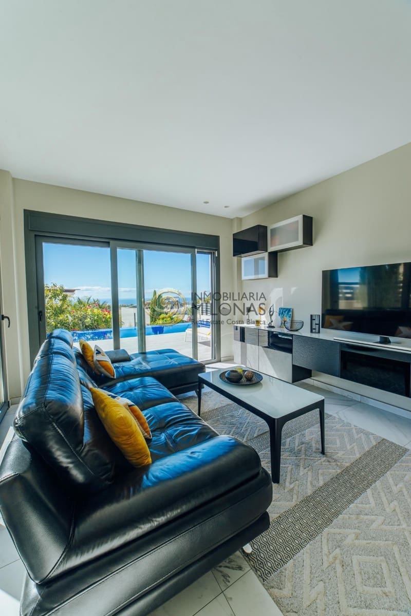 3 bedroom Villa for sale in Finestrat with pool - € 695,000 (Ref: 8865964)