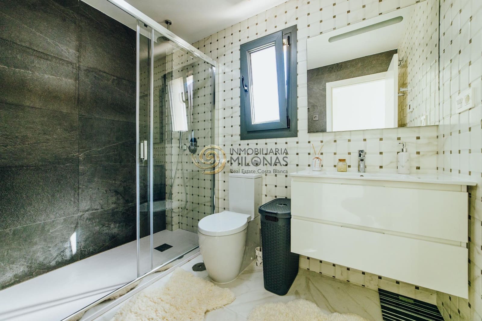 3 bedroom Villa for sale in Finestrat with pool - € 695,000 (Ref: 8865964)