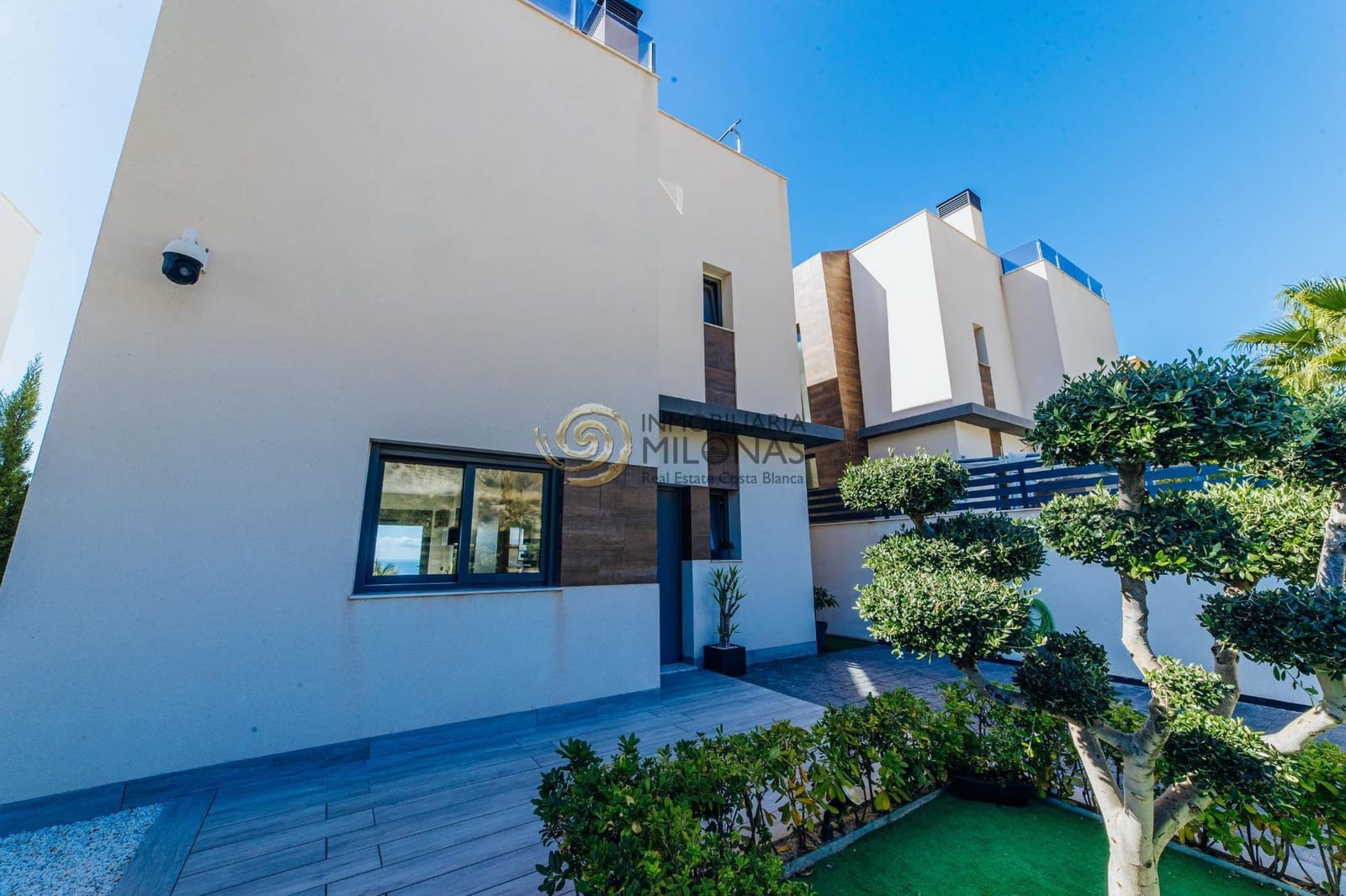 3 bedroom Villa for sale in Finestrat with pool - € 695,000 (Ref: 8865964)