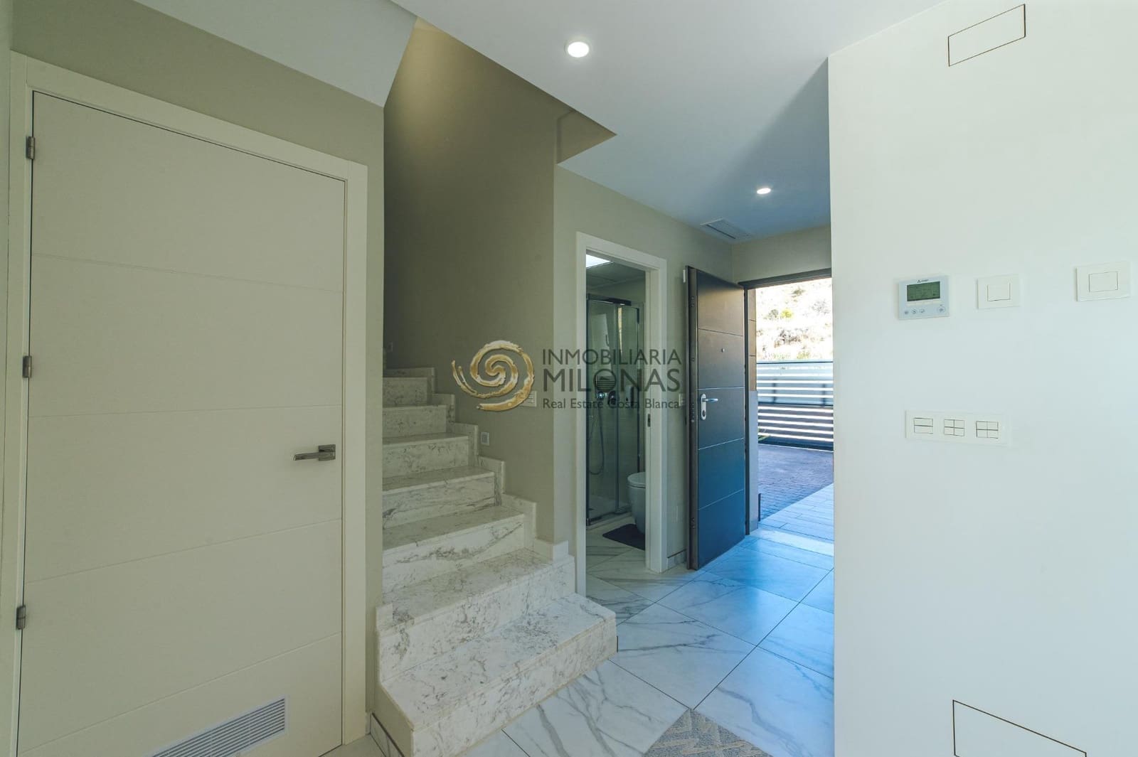 3 bedroom Villa for sale in Finestrat with pool - € 695,000 (Ref: 8865964)