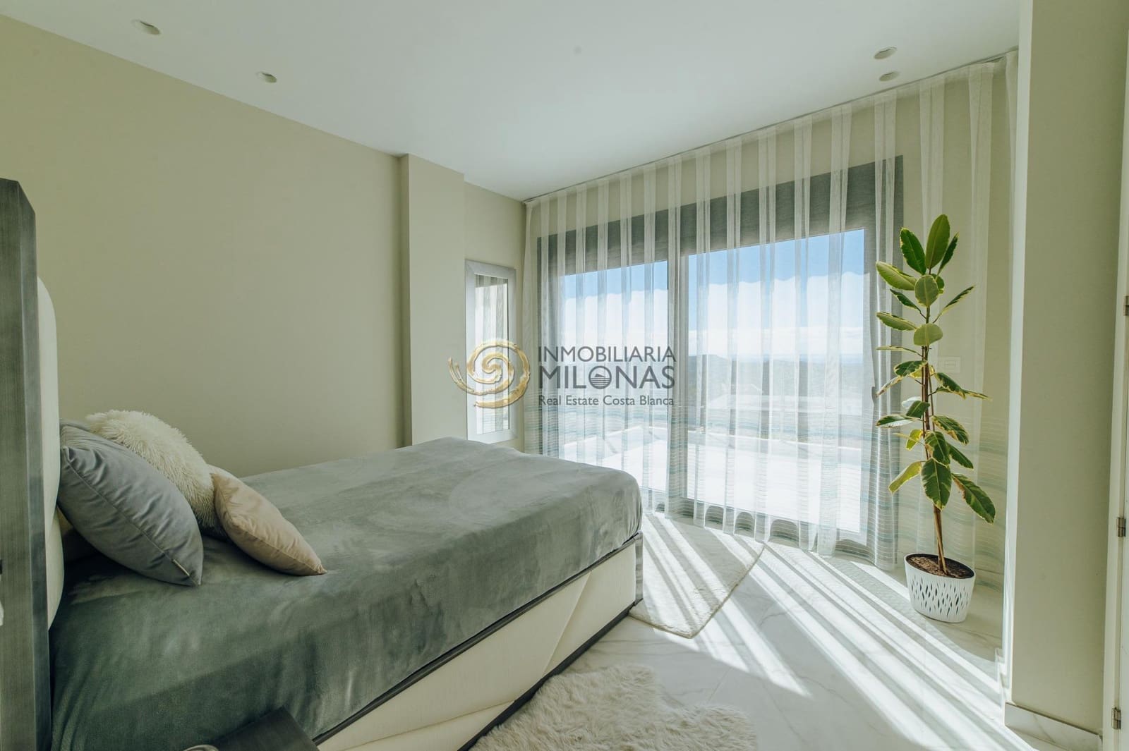 3 bedroom Villa for sale in Finestrat with pool - € 695,000 (Ref: 8865964)