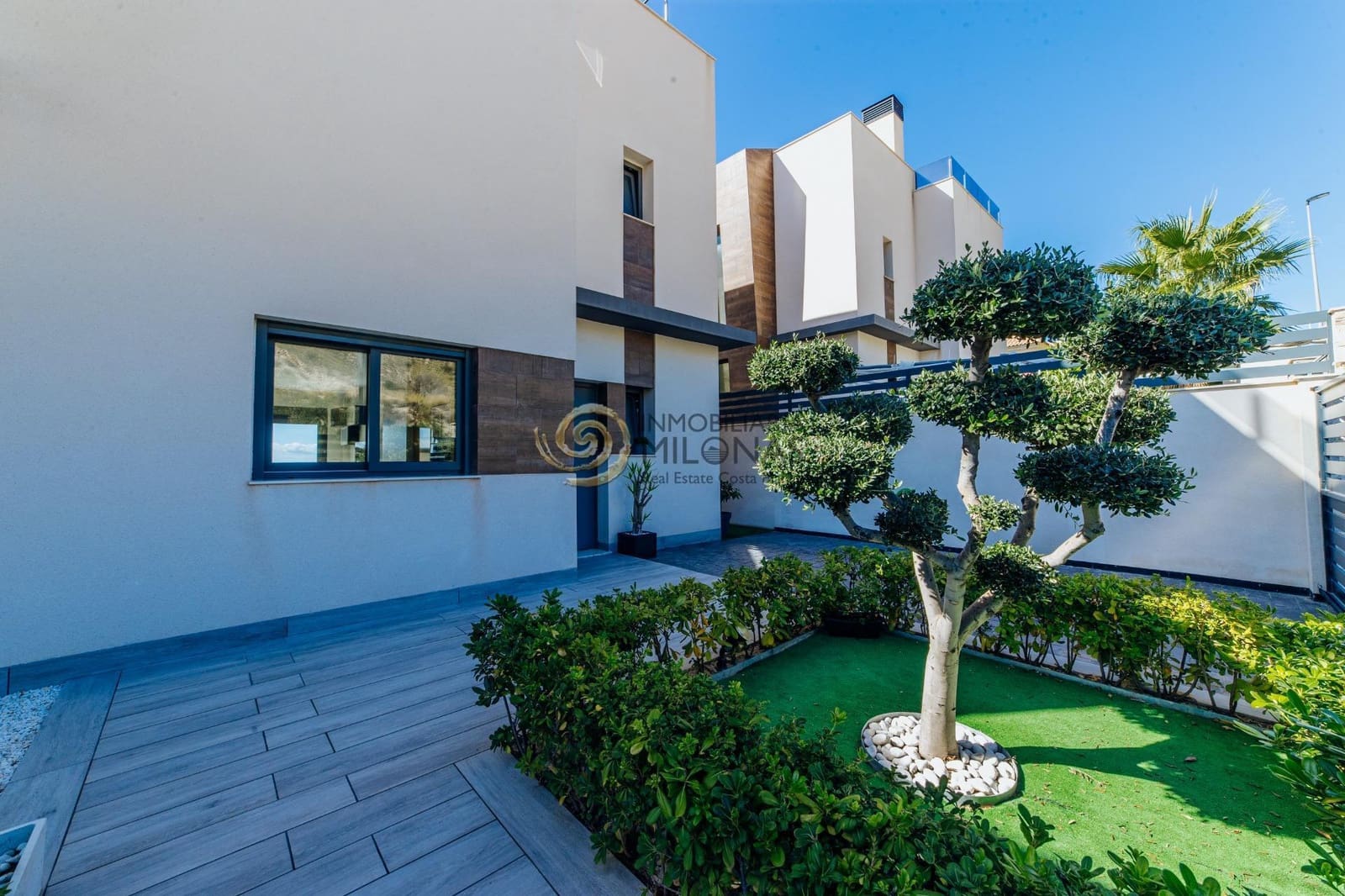 3 bedroom Villa for sale in Finestrat with pool - € 695,000 (Ref: 8865964)