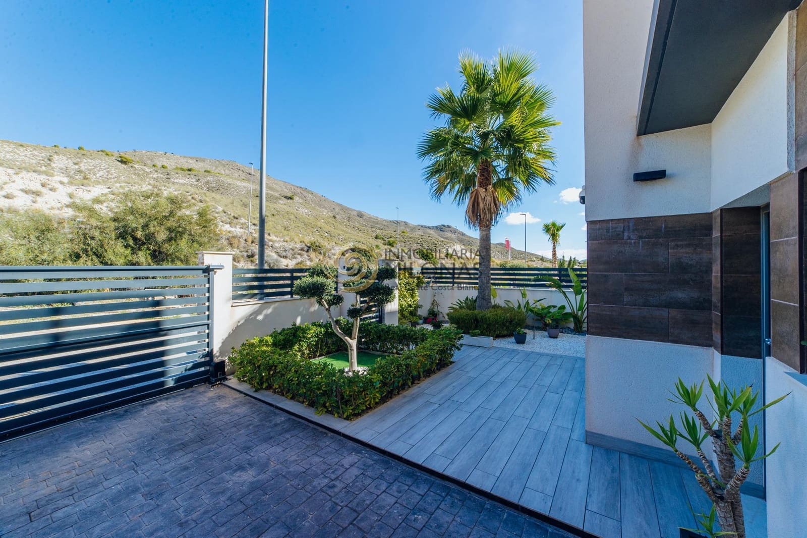 3 bedroom Villa for sale in Finestrat with pool - € 695,000 (Ref: 8865964)