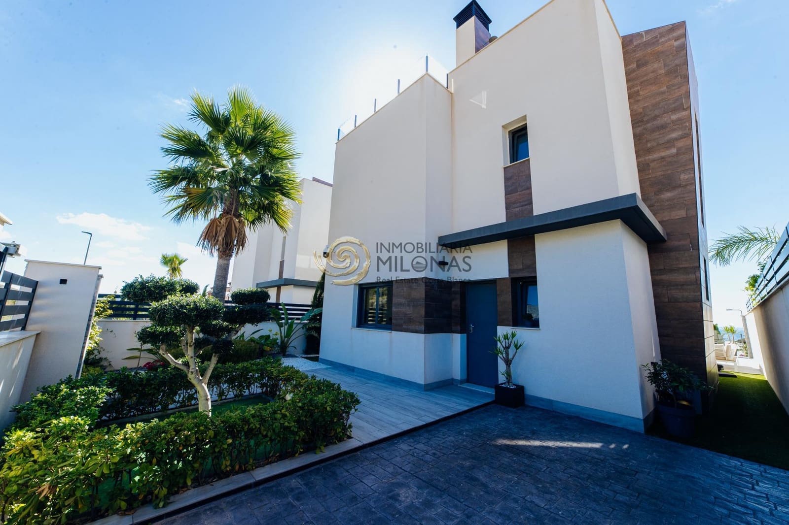 3 bedroom Villa for sale in Finestrat with pool - € 695,000 (Ref: 8865964)