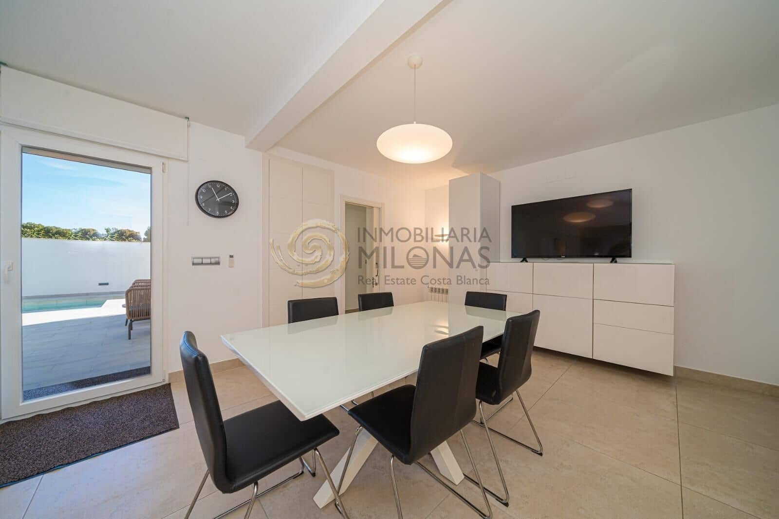 4 bedroom Villa for sale in Alfaz del Pi / L'Alfas del Pi with pool garage - € 1,195,000 (Ref: 8865967)