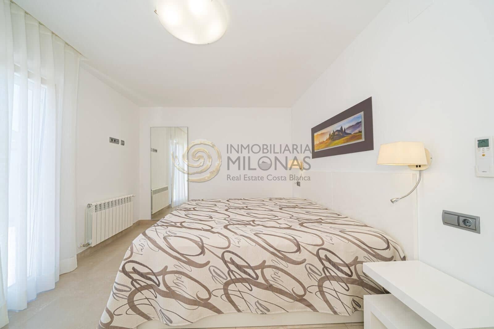 4 bedroom Villa for sale in Alfaz del Pi / L'Alfas del Pi with pool garage - € 1,195,000 (Ref: 8865967)