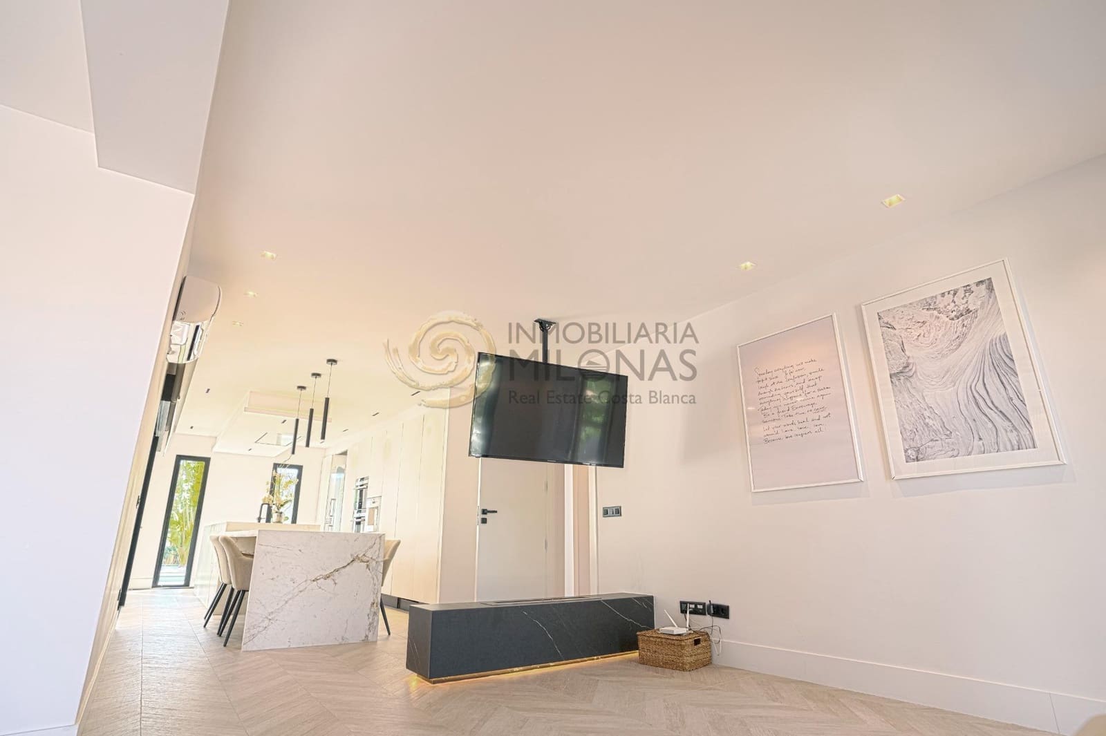 3 bedroom Villa for sale in Albir with pool - € 825,000 (Ref: 8865968)