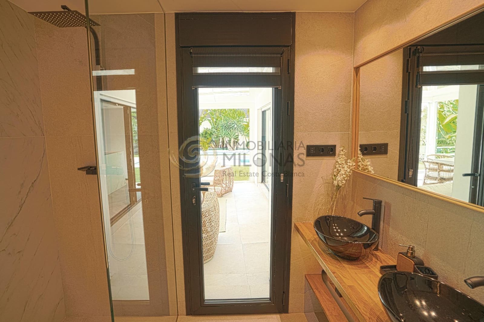 3 bedroom Villa for sale in Albir with pool - € 825,000 (Ref: 8865968)