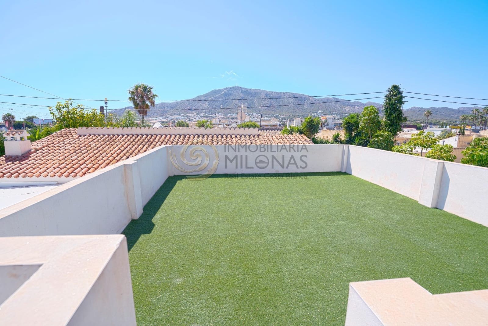 3 bedroom Villa for sale in Albir with pool - € 825,000 (Ref: 8865968)