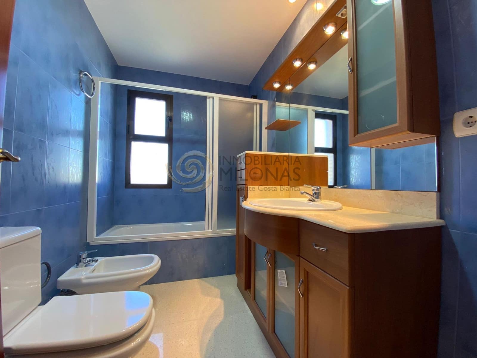 4 slaapkamer Flat te huur in Benidorm met zwembad garage - € 1.800 (Ref: 8865969)