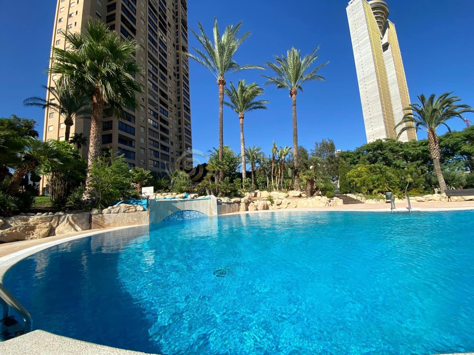 4 slaapkamer Flat te huur in Benidorm met zwembad garage - € 1.800 (Ref: 8865969)