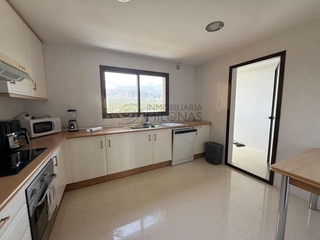 4 soverom Leilighet til leie i Playa Poniente, Benidorm med svømmebasseng garasje - € 1 800 (Ref: 8865969)