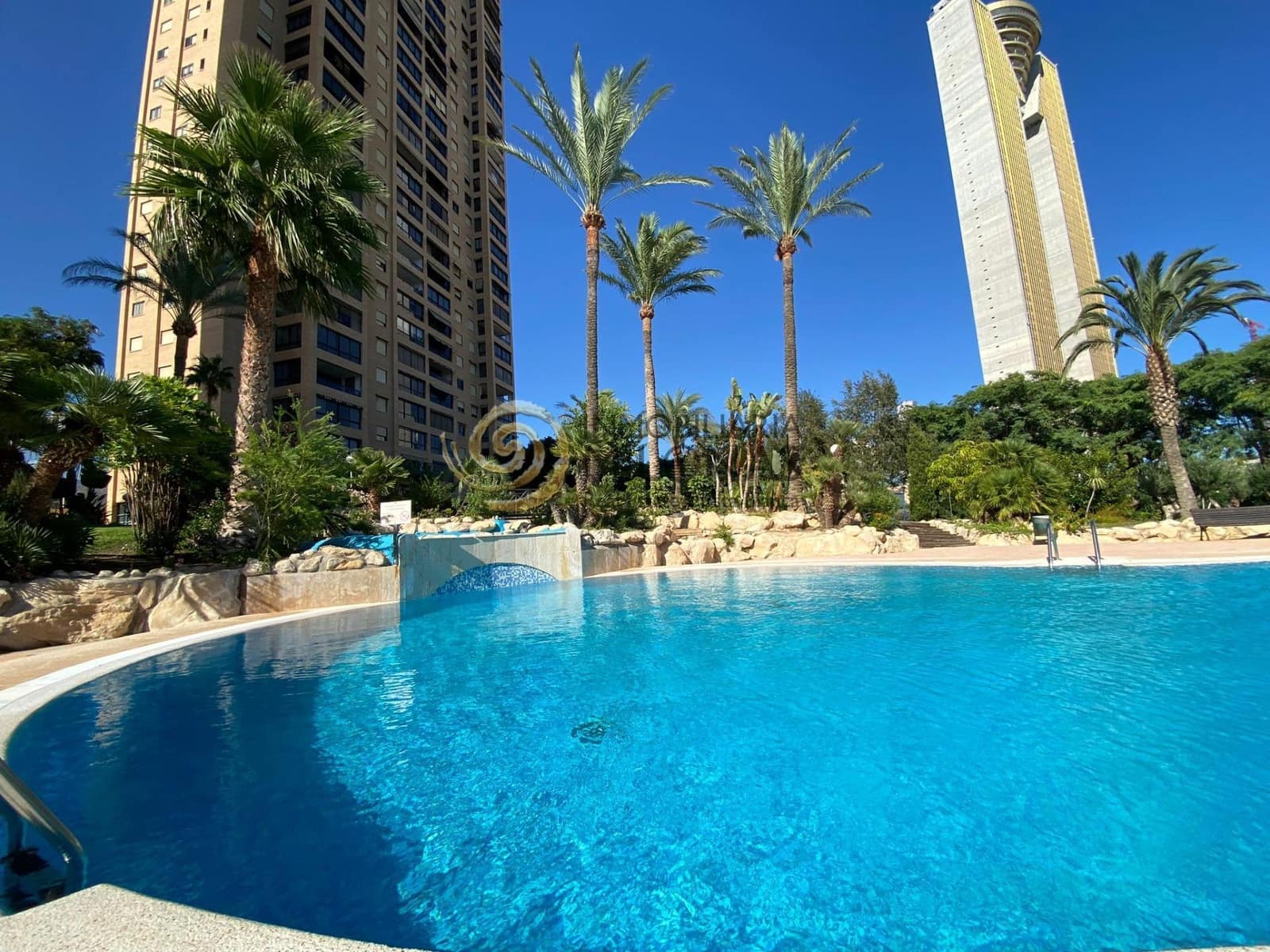 4 bedroom Flat for rent in Benidorm with pool - € 1,800 (Ref: 8865969)