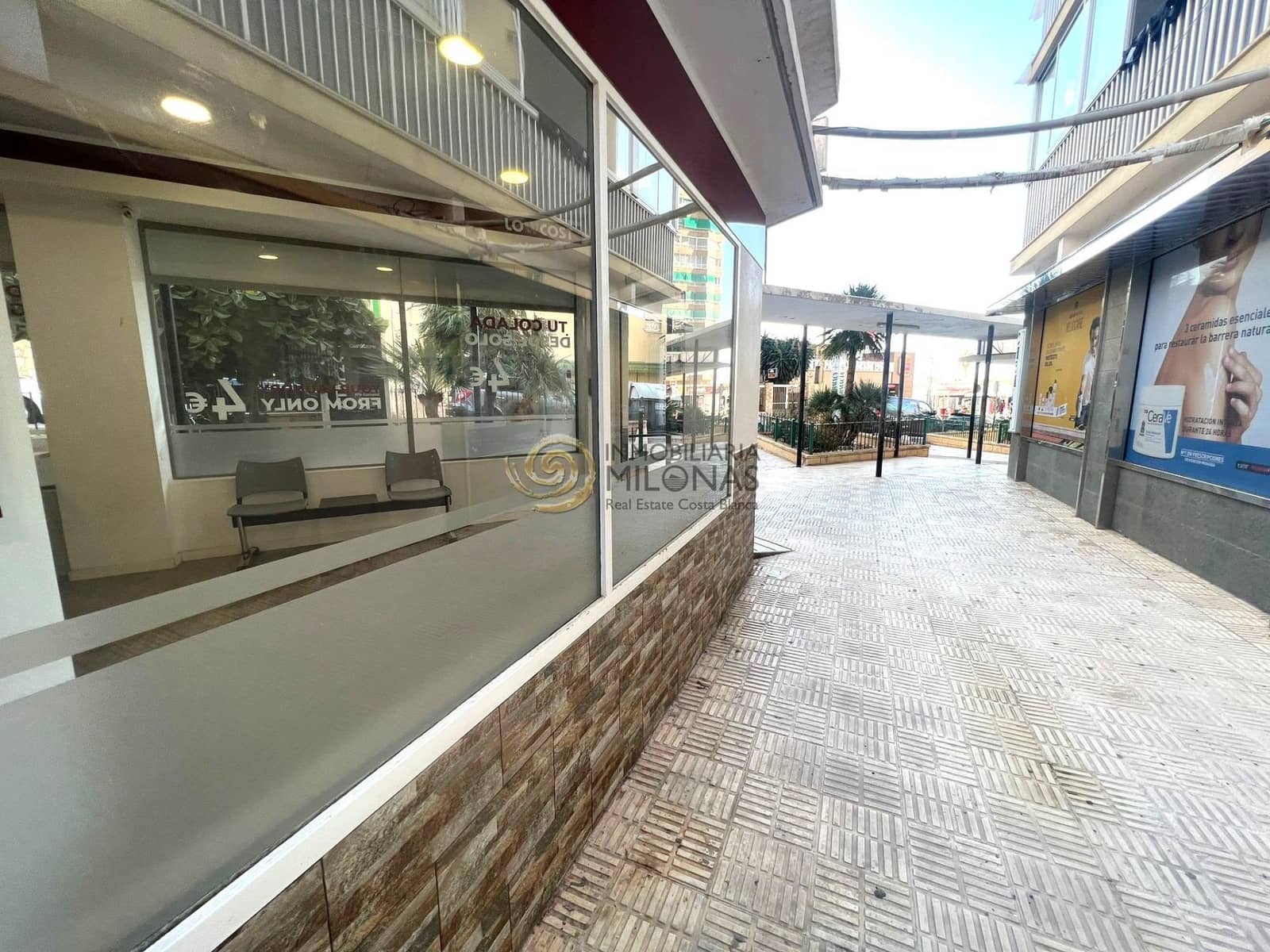 Kommersiell till salu i Benidorm - 190 900 € (Ref: 8865973)