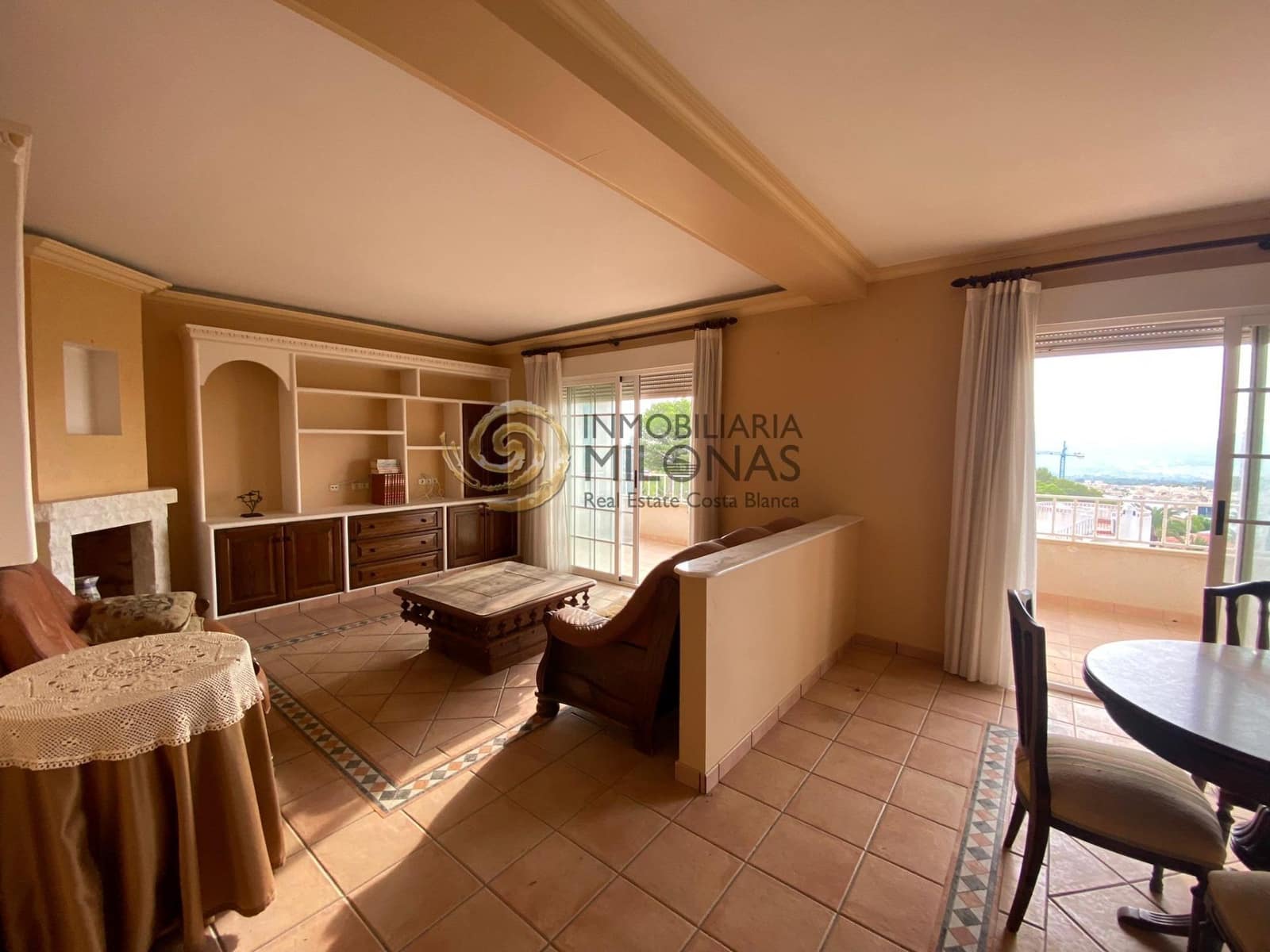 5 bedroom Villa for sale in La Nucia with pool garage - € 515,000 (Ref: 8865977)