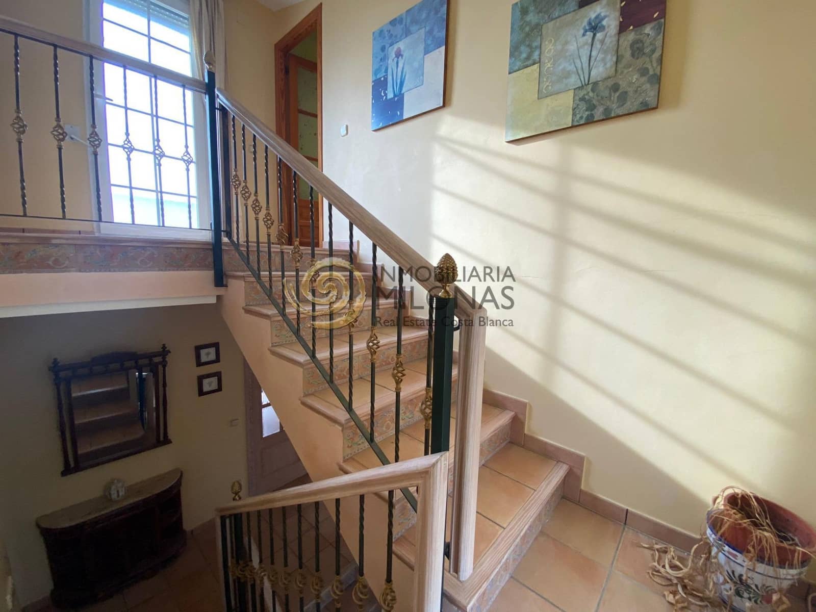 5 bedroom Villa for sale in La Nucia with pool garage - € 515,000 (Ref: 8865977)