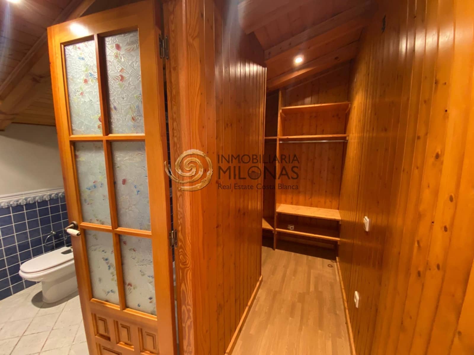 5 bedroom Villa for sale in La Nucia with pool garage - € 515,000 (Ref: 8865977)