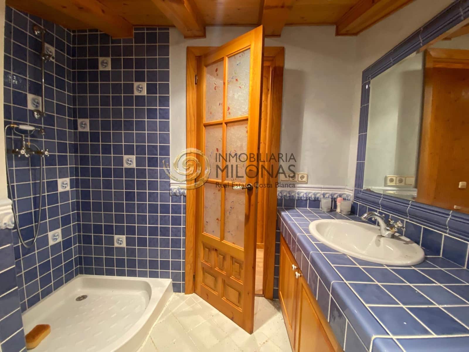 5 bedroom Villa for sale in La Nucia with pool garage - € 515,000 (Ref: 8865977)