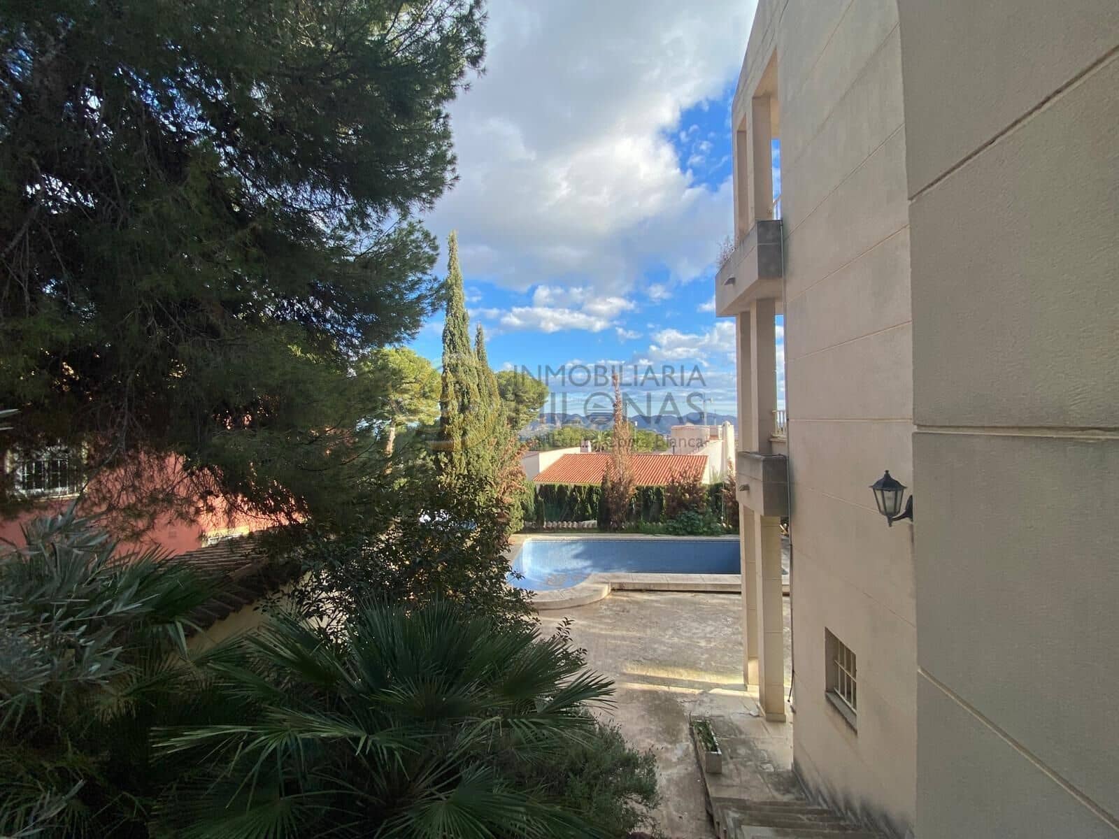 5 bedroom Villa for sale in La Nucia with pool garage - € 515,000 (Ref: 8865977)