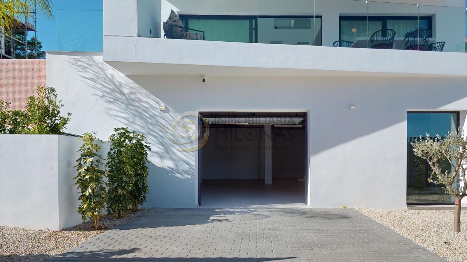 3 bedroom Villa for sale in Polop with pool garage - € 740,000 (Ref: 8865978)