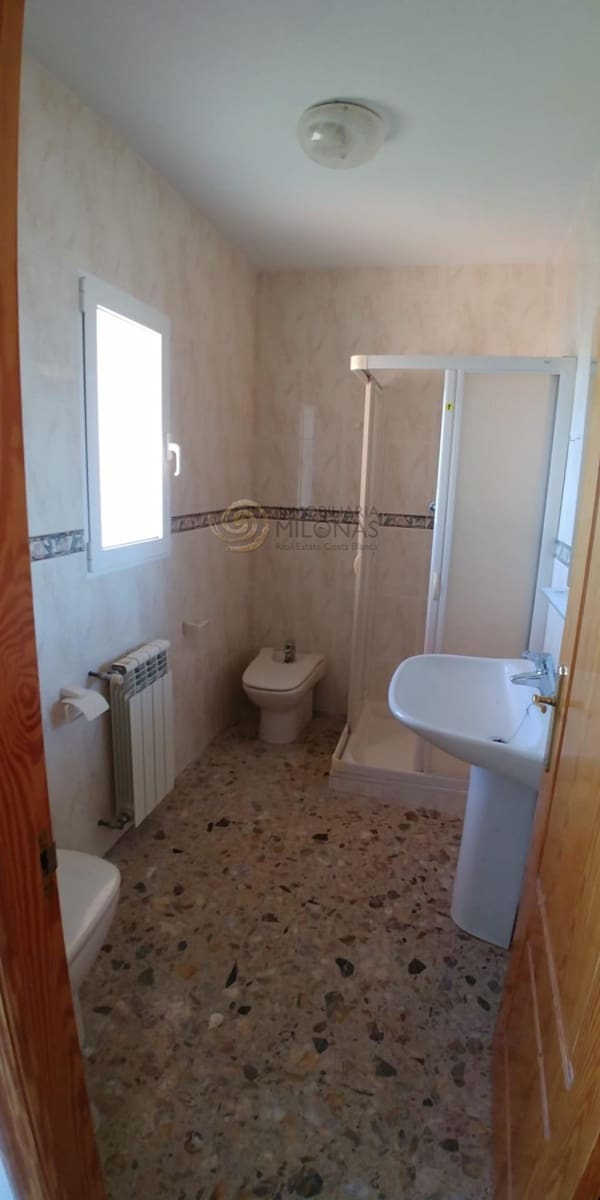 5 makuuhuone Huvila myytävänä paikassa Polop mukana uima-altaan 
autotalli - 636 600 € (Ref: 8865979)