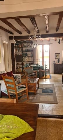 8 bedroom Townhouse for sale in Sella with pool - € 402,990 (Ref: 8865984)