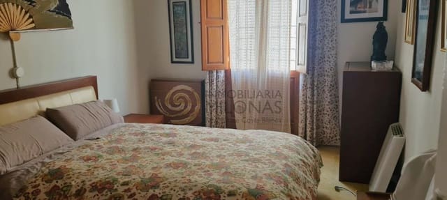 8 bedroom Townhouse for sale in Sella with pool - € 402,990 (Ref: 8865984)