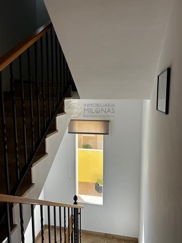 4 sypialnia Willa na sprzedaż w Benidorm z basenem garażem - 750 000 € (Ref: 8865990)