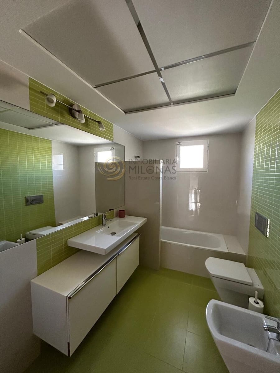 4 sypialnia Willa na sprzedaż w Benidorm z basenem garażem - 750 000 € (Ref: 8865990)