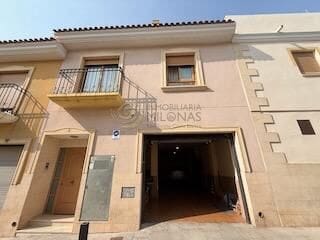 4 quarto Casa em Banda para venda em La Nucia com garagem - 307 000 € (Ref: 8865991)